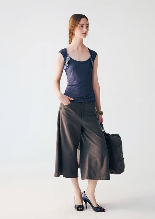 PleatFlow Wide-Leg Cropped Trousers